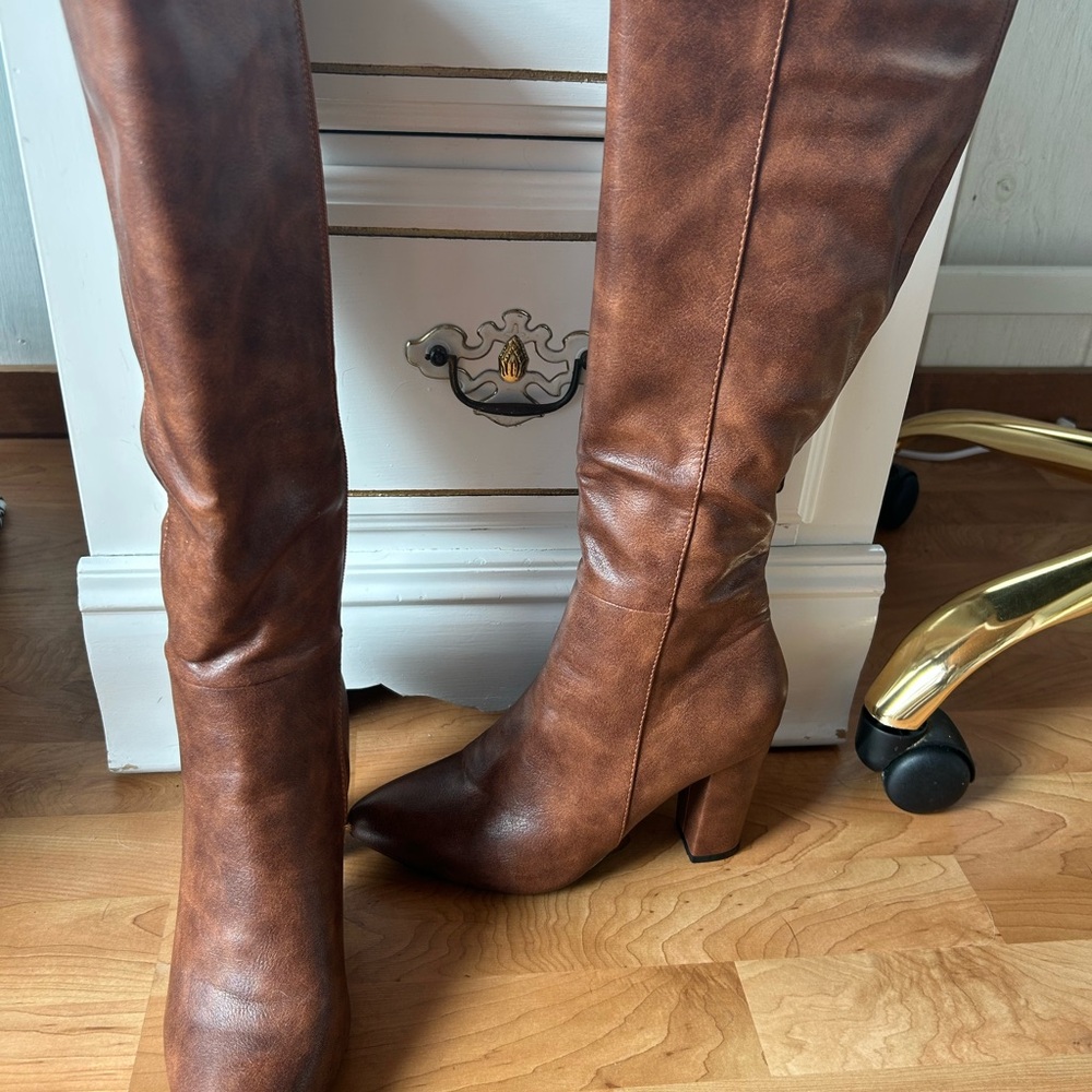 Brown Knee-High Leather Boots